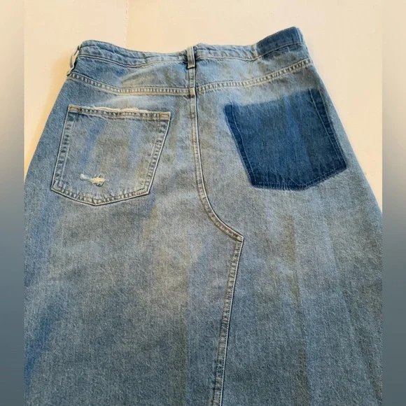 NWOT FREE PEOPLE We The Free Offset Denim Maxi Skirt Distressed Sz 12 Never Worn - Picture 2 of 7